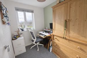 Bedroom/Study - click for photo gallery